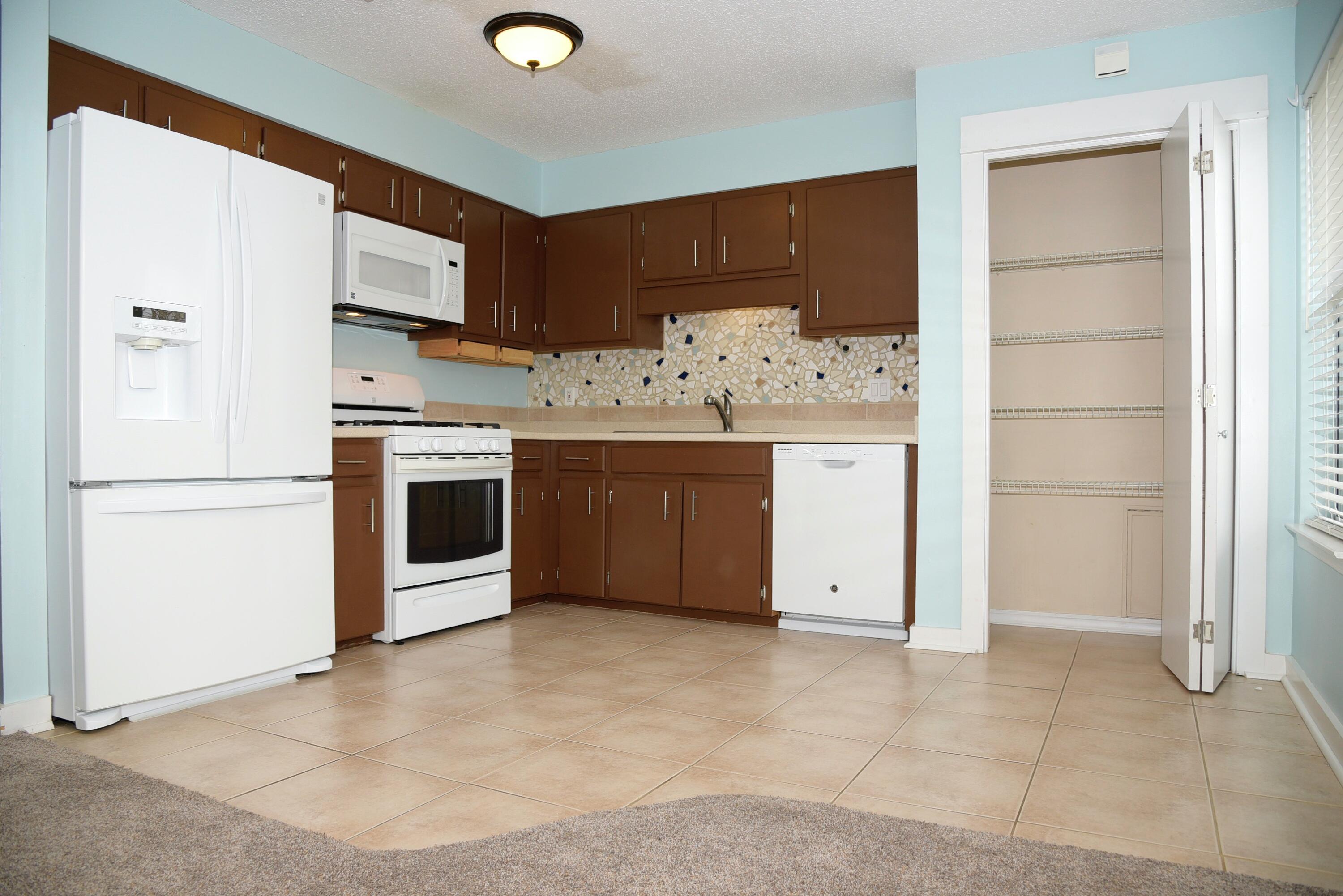 BLUE PINE VILLAGE AMENDED - Residential Lease