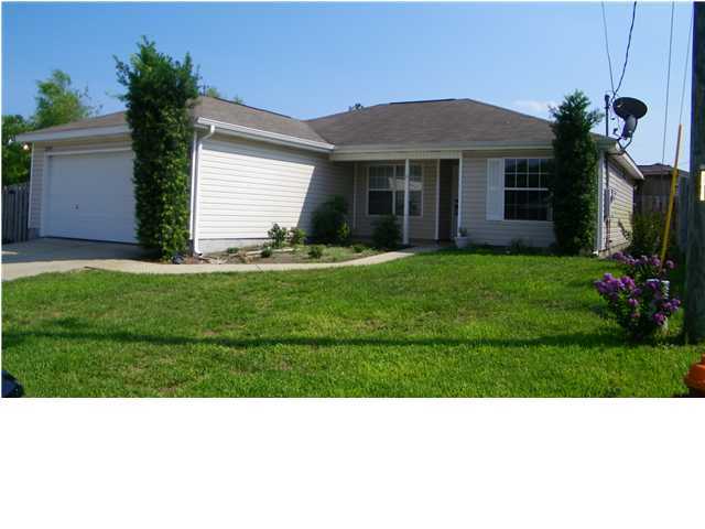Beautiful 3 bedroom 2 bath home with 2 car garage. This newer home is in an established neighborhood. The split floor plan allows for whatever your living arrangements may be. Call today to schedule an appointment to see this great house that will not be available long. Only small dogs allowed. Available 8/20/18.