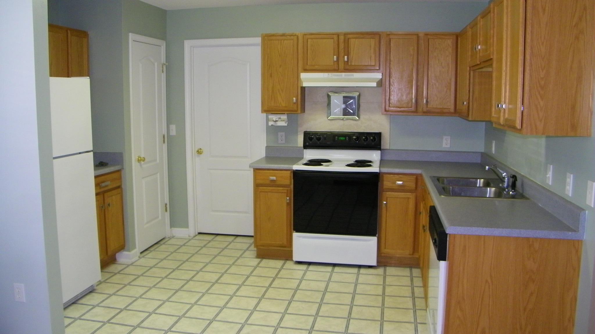 HARLAN SQUARE S/D - Residential Lease
