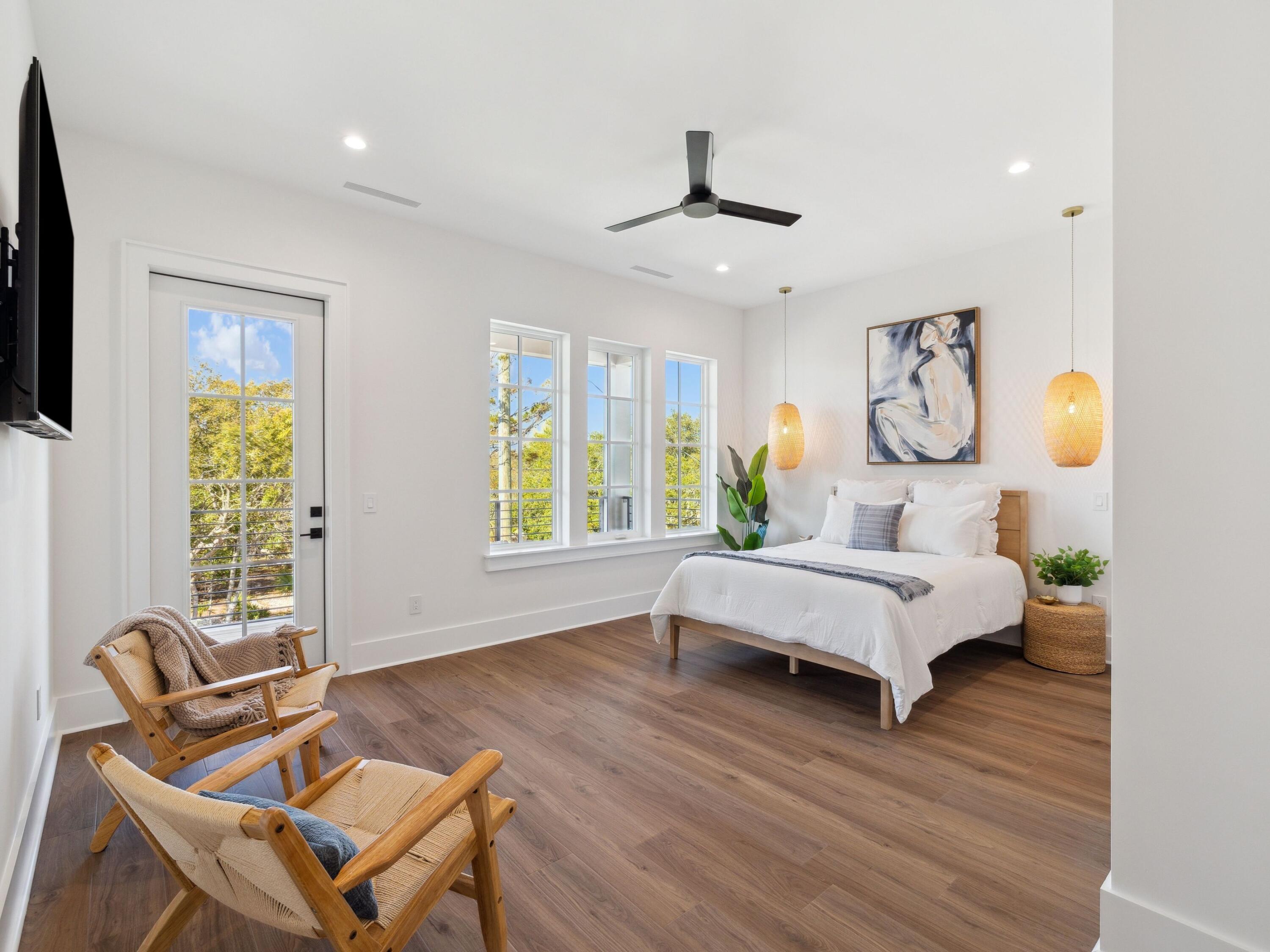 RIVIERA BEACH - Residential