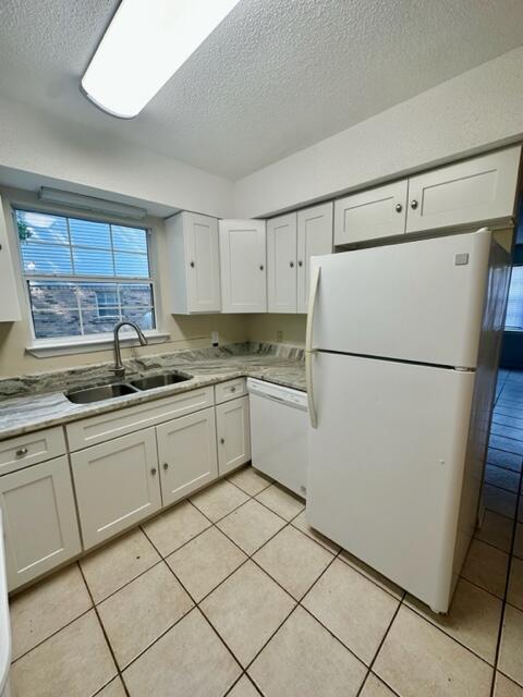 PINEHURST PARK - Residential Lease