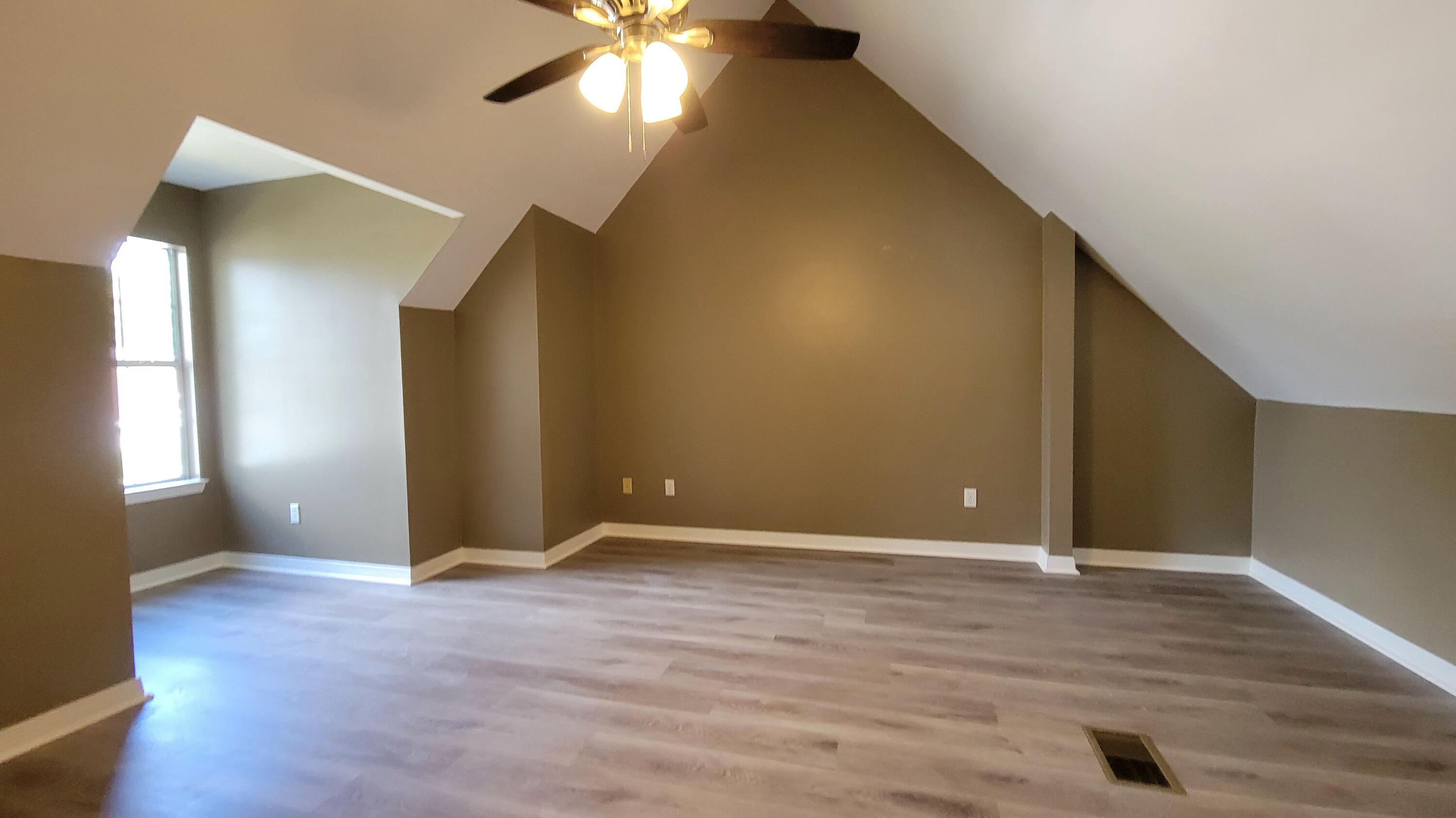PARKWOOD PLACE AT BLUEWATER BAY - Residential Lease
