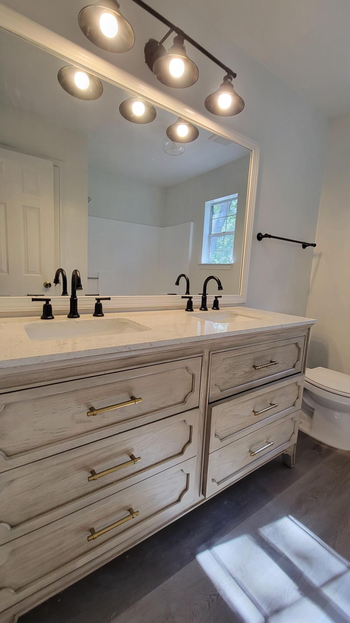 PARKWOOD PLACE AT BLUEWATER BAY - Residential Lease