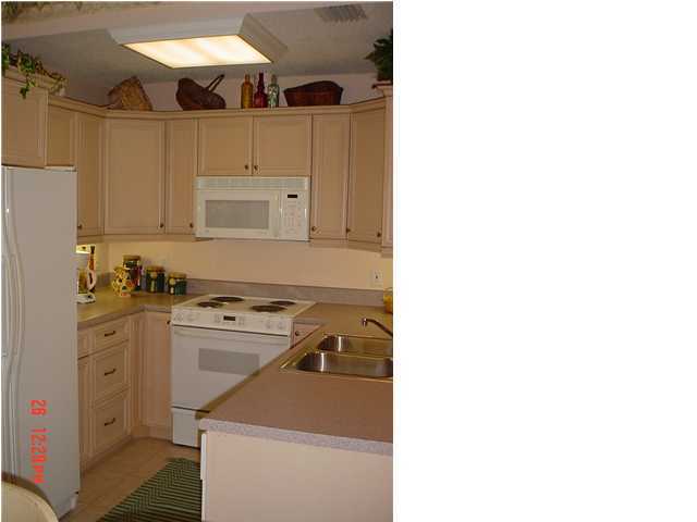 SEASCAPE CONDO GARDEN VILLA - Residential Lease
