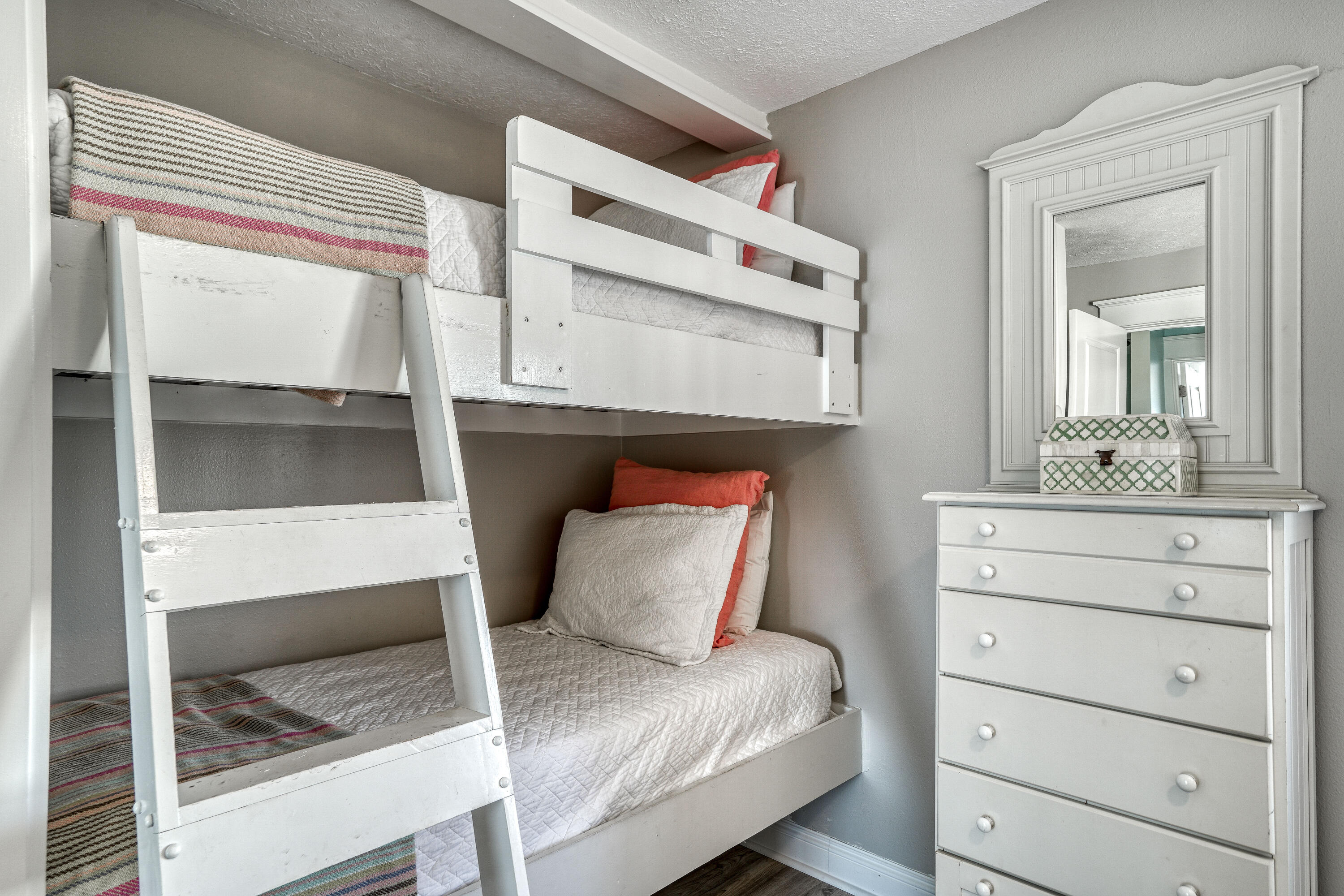 RAMSGATE T/H - Residential