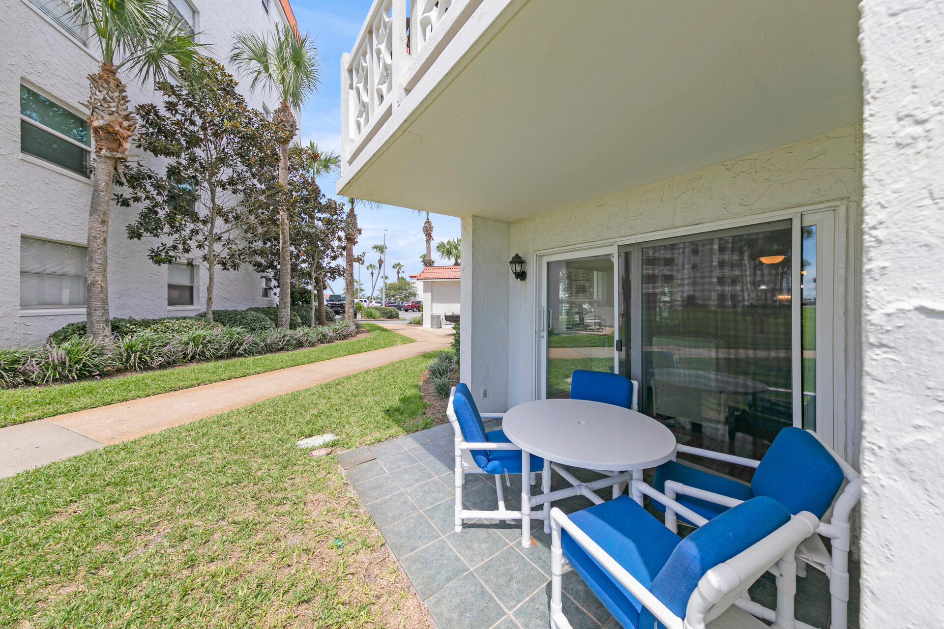 EL MATADOR CONDO - Residential