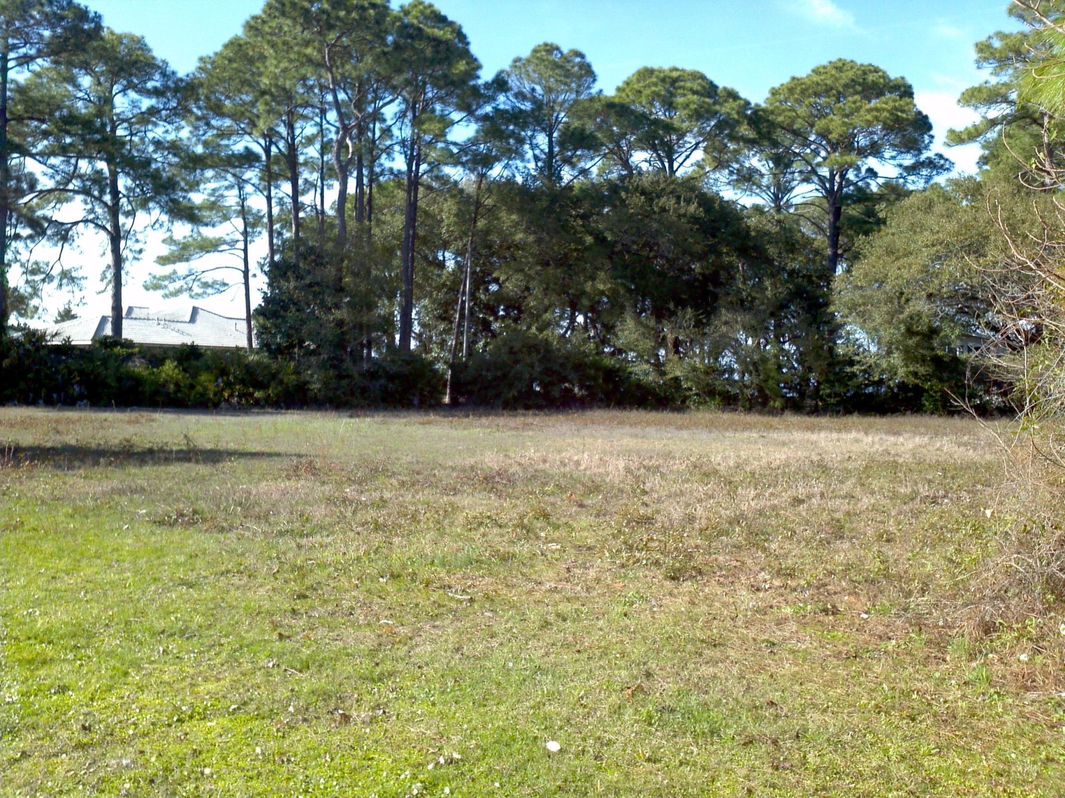 BAYSIDE - Land