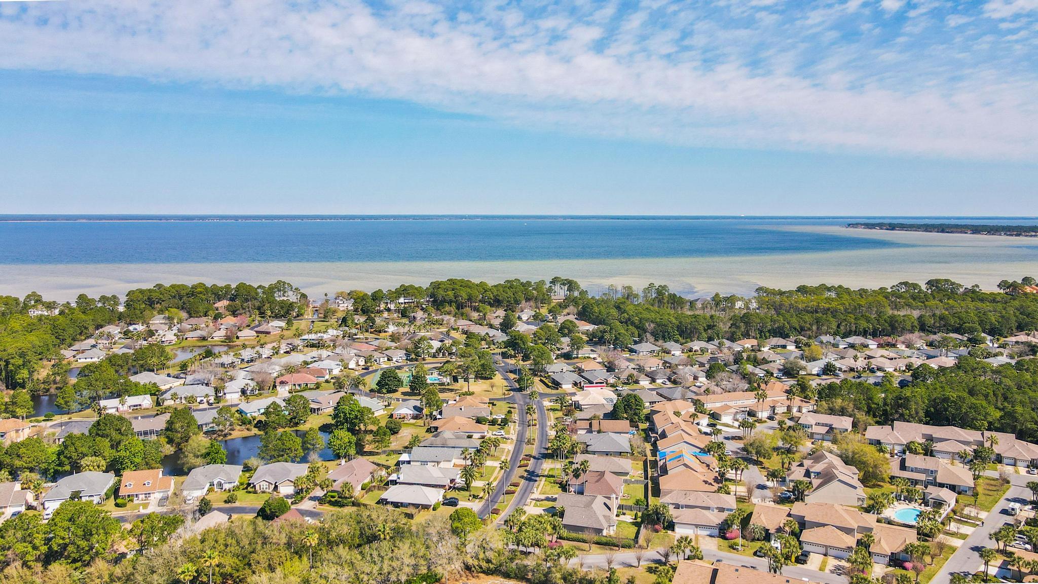 BAYSIDE - Land