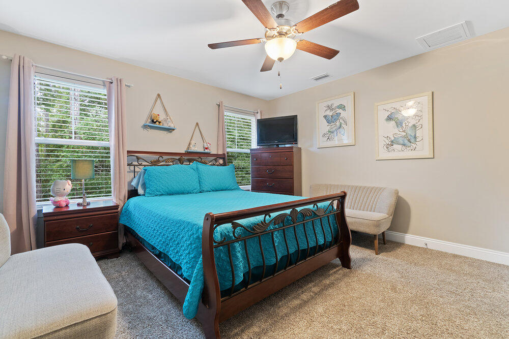 HERITAGE OAKS - Residential