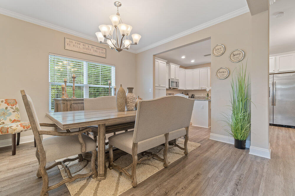 HERITAGE OAKS - Residential
