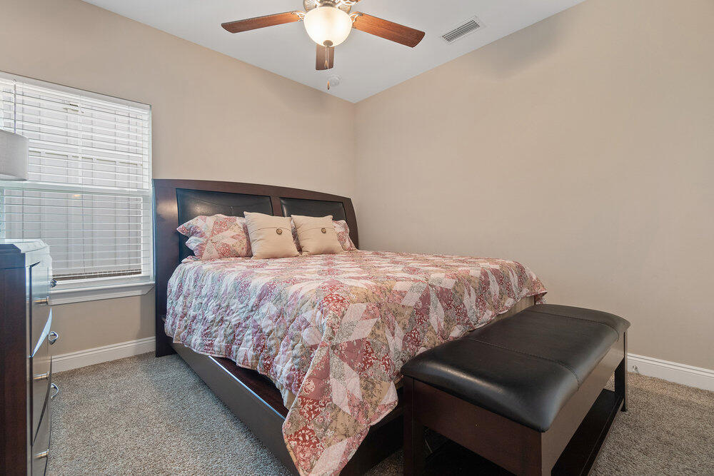 HERITAGE OAKS - Residential