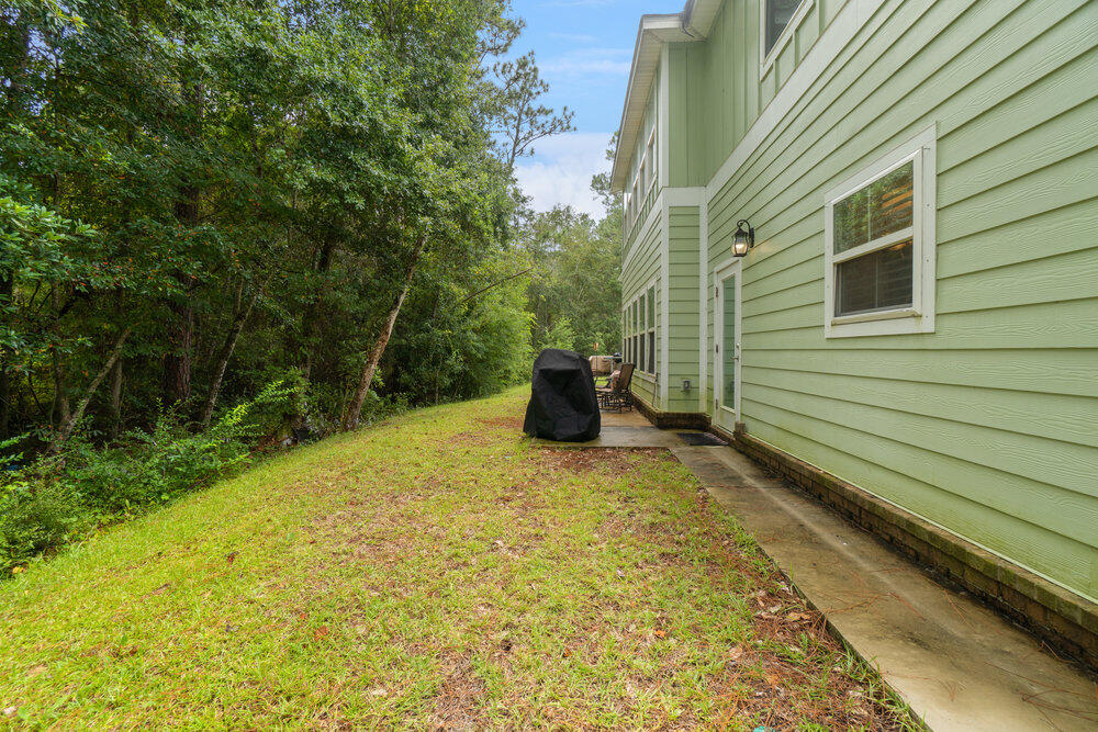 HERITAGE OAKS - Residential
