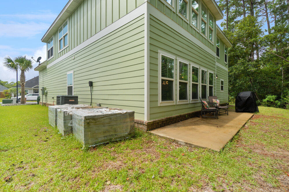 HERITAGE OAKS - Residential