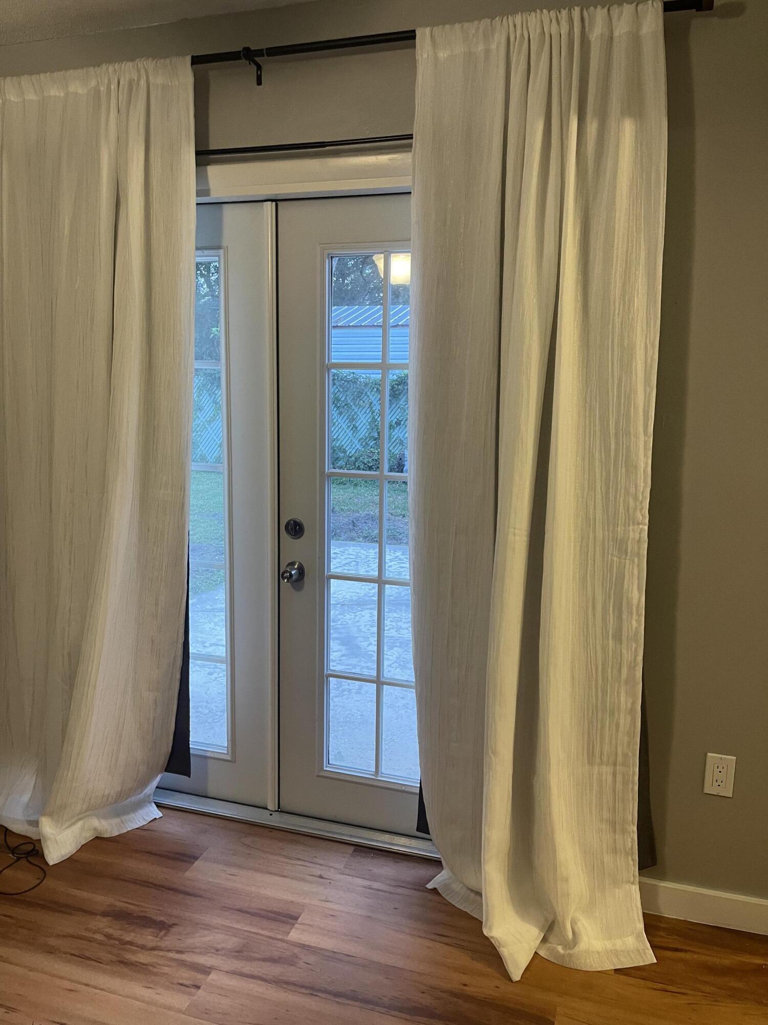 BAYOU WOODS 1ST ADDN - Residential Lease