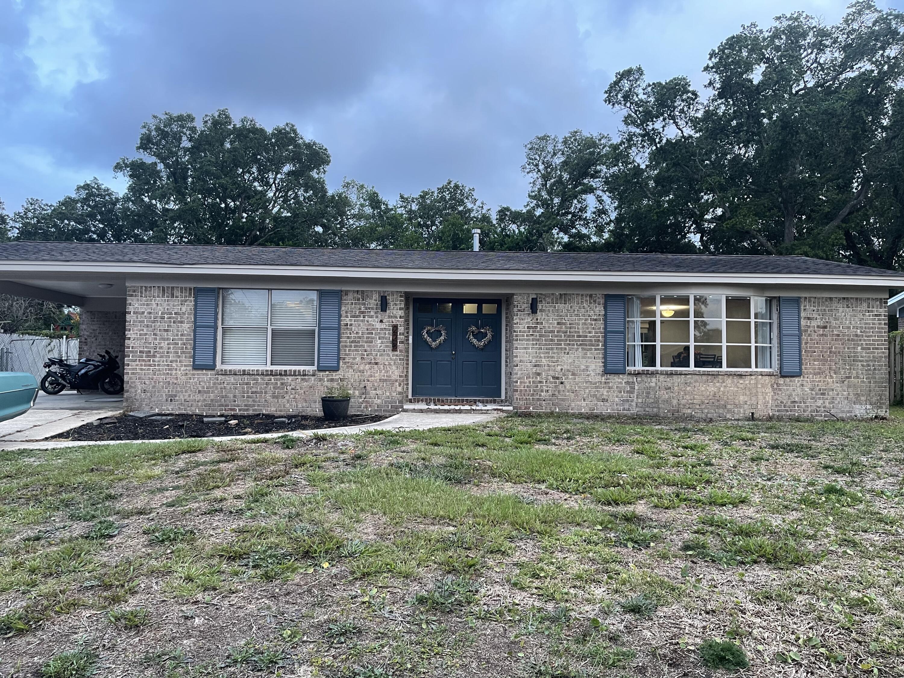 BAYOU WOODS 1ST ADDN - Residential Lease