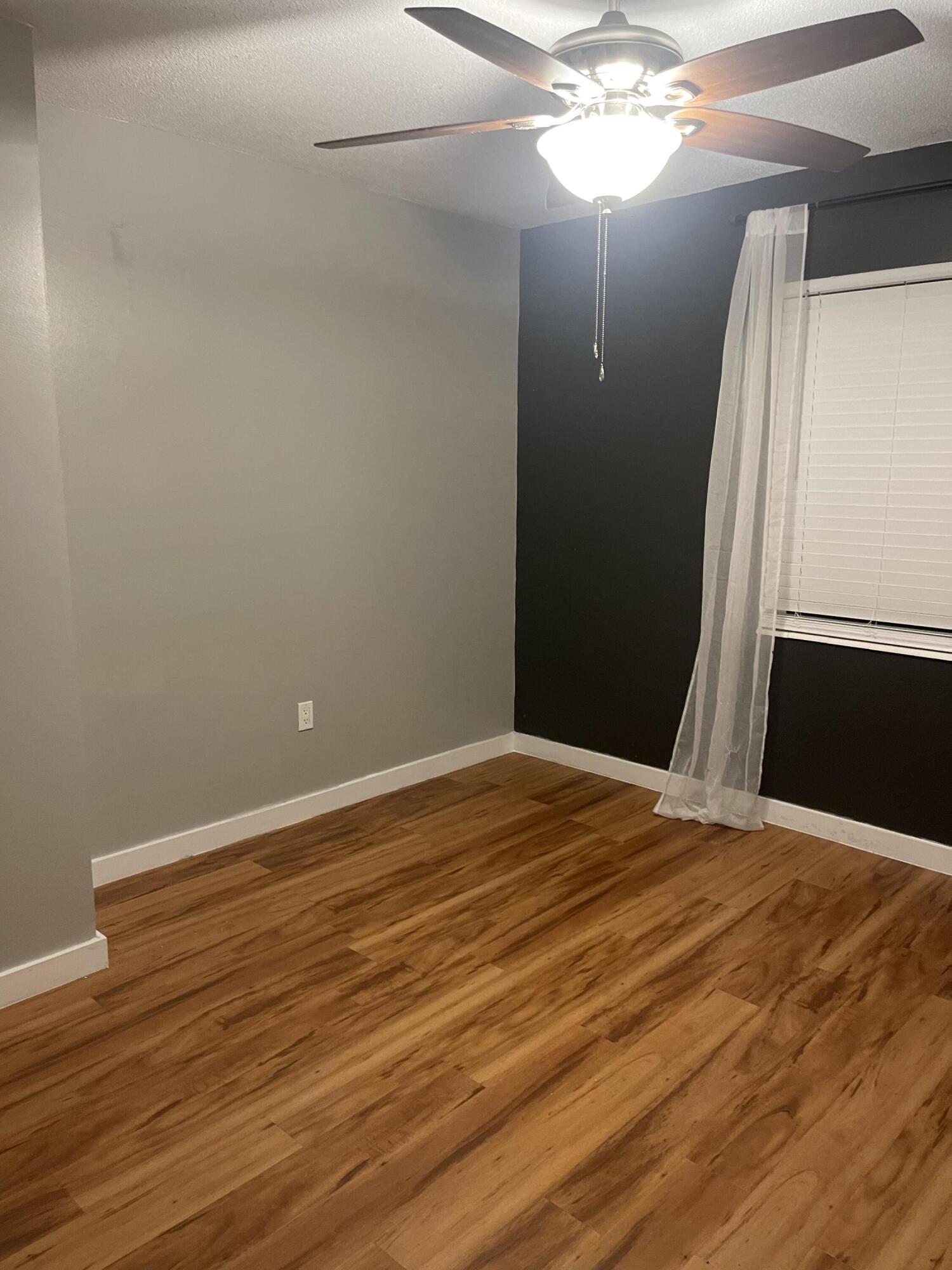 BAYOU WOODS 1ST ADDN - Residential Lease