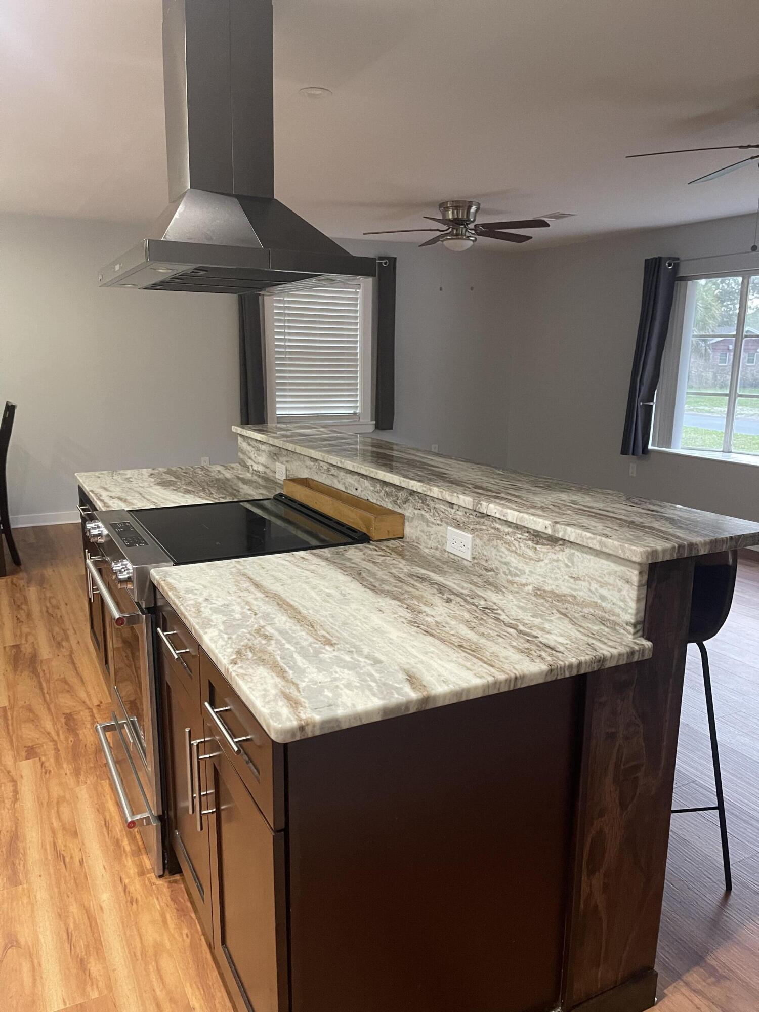 BAYOU WOODS 1ST ADDN - Residential Lease