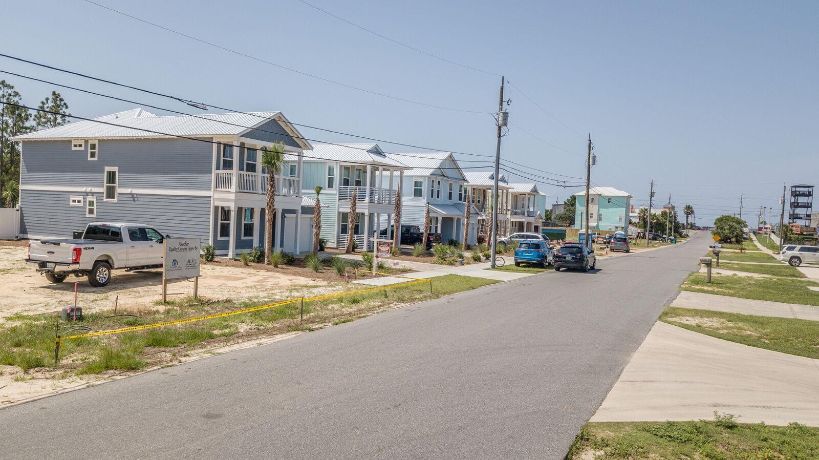 NO RECORDED SUBDIVISION - Residential