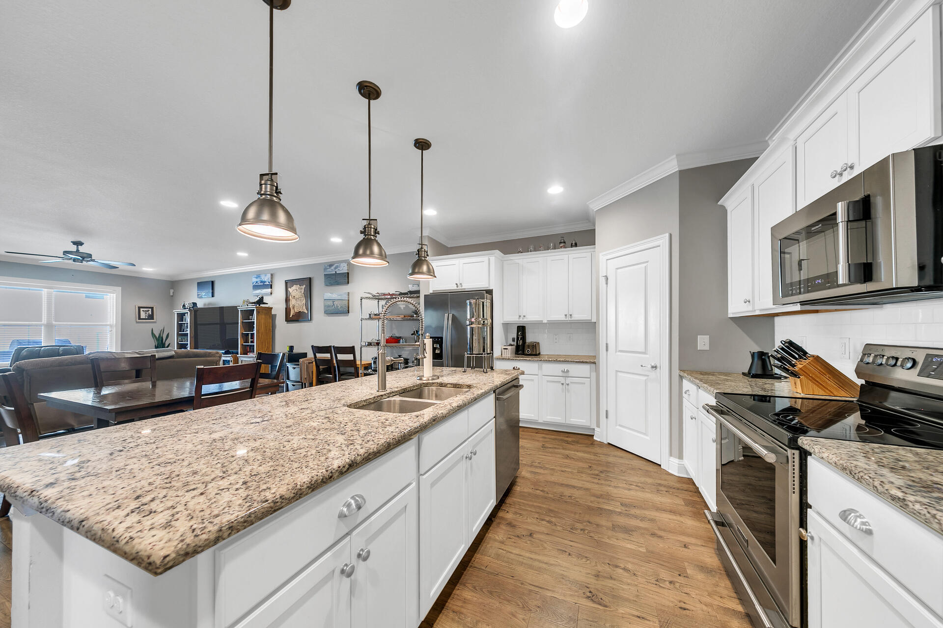 Levi's Landing - Residential