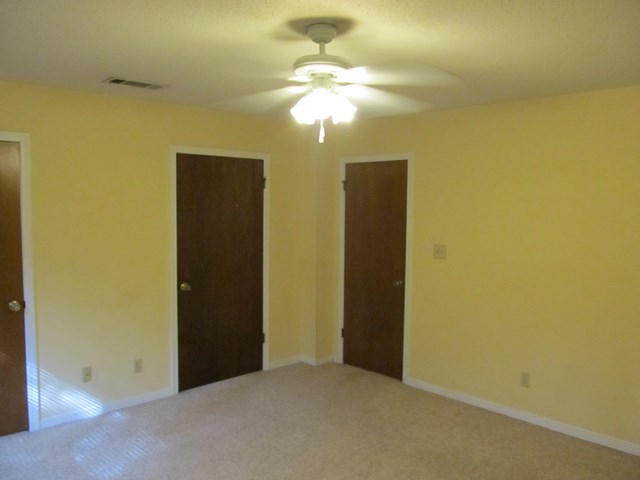 FALCON RIDGE - Residential Lease