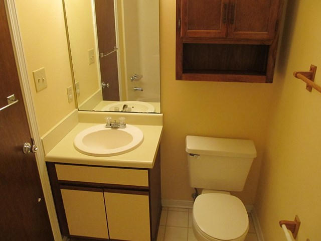 FALCON RIDGE - Residential Lease