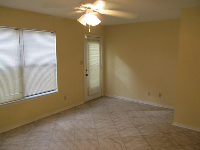 FALCON RIDGE - Residential Lease
