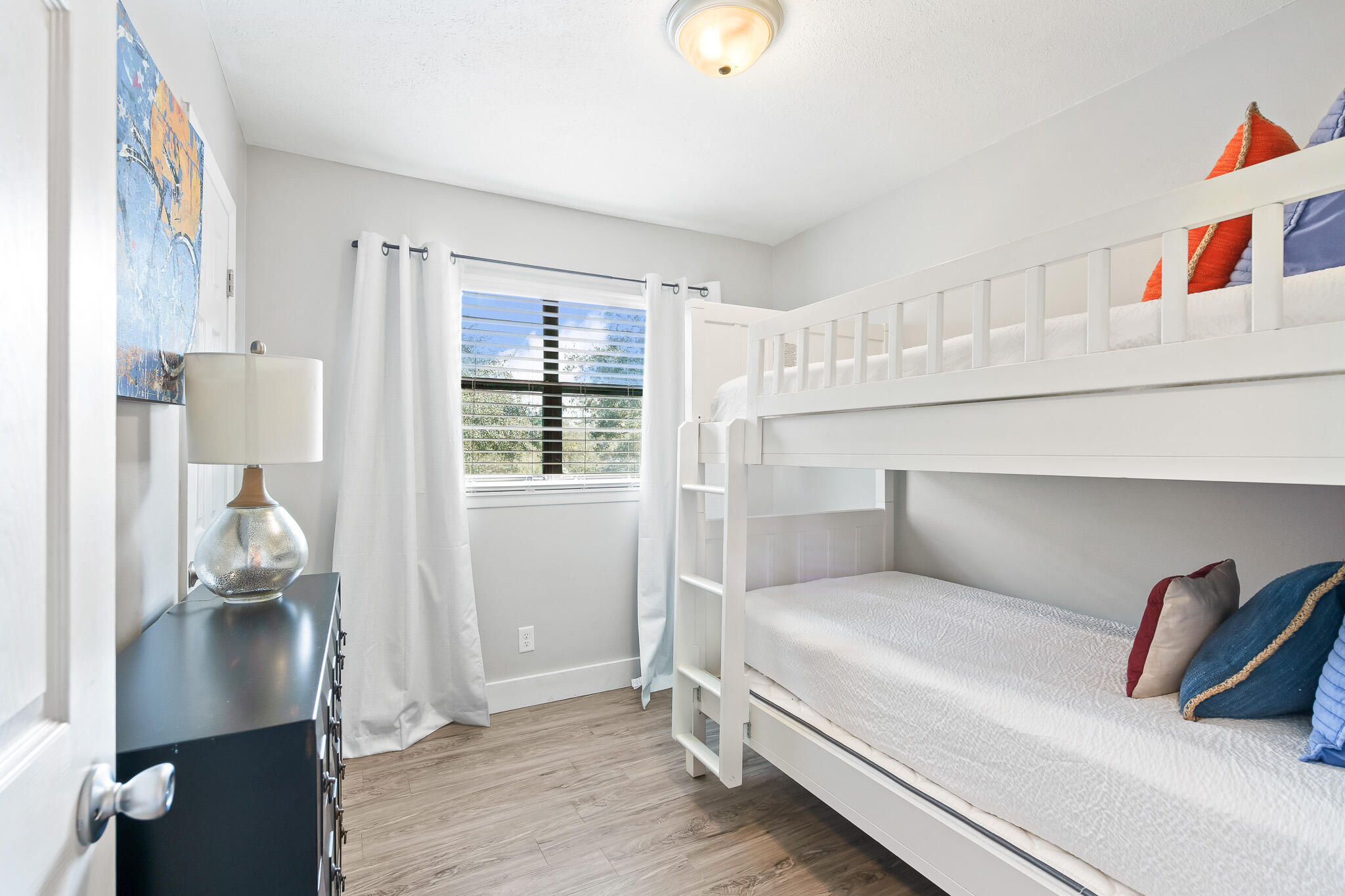 EASTERN LAKE S/D - Residential