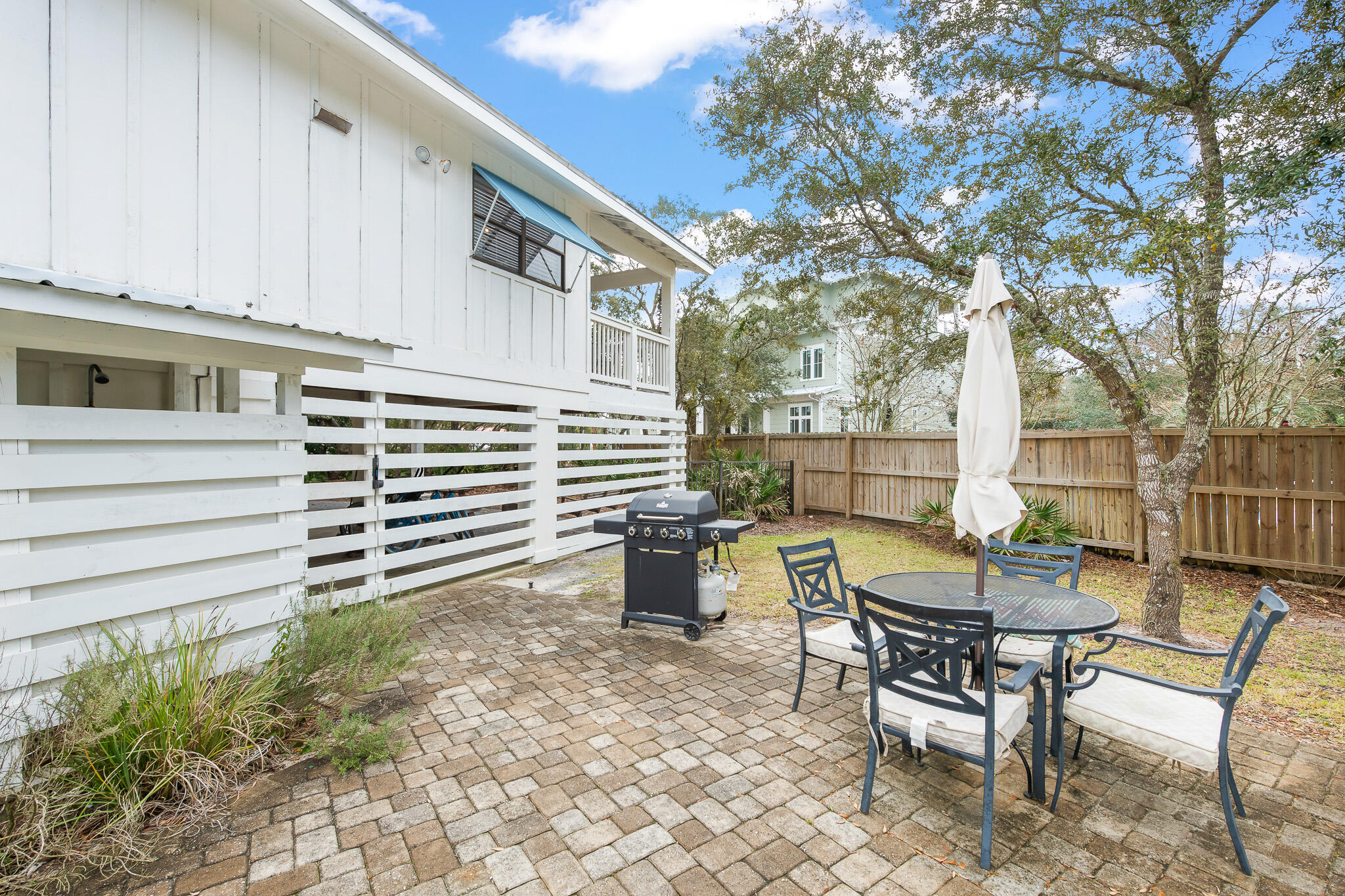 EASTERN LAKE S/D - Residential