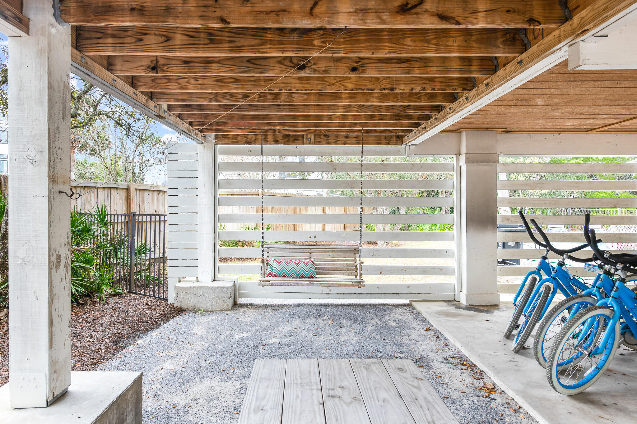 EASTERN LAKE S/D - Residential
