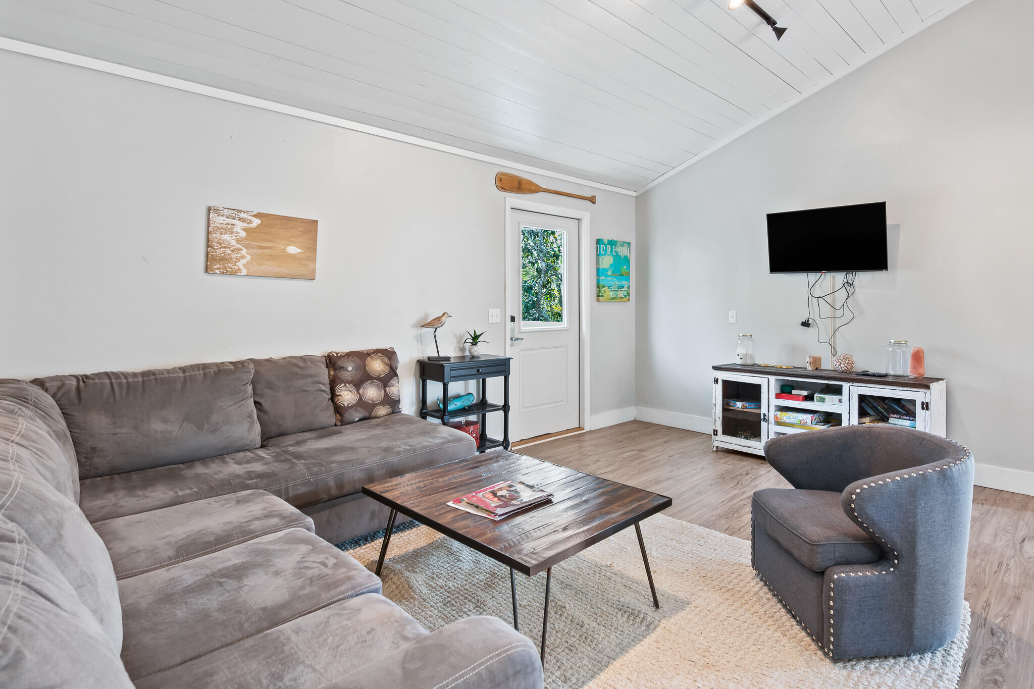 EASTERN LAKE S/D - Residential
