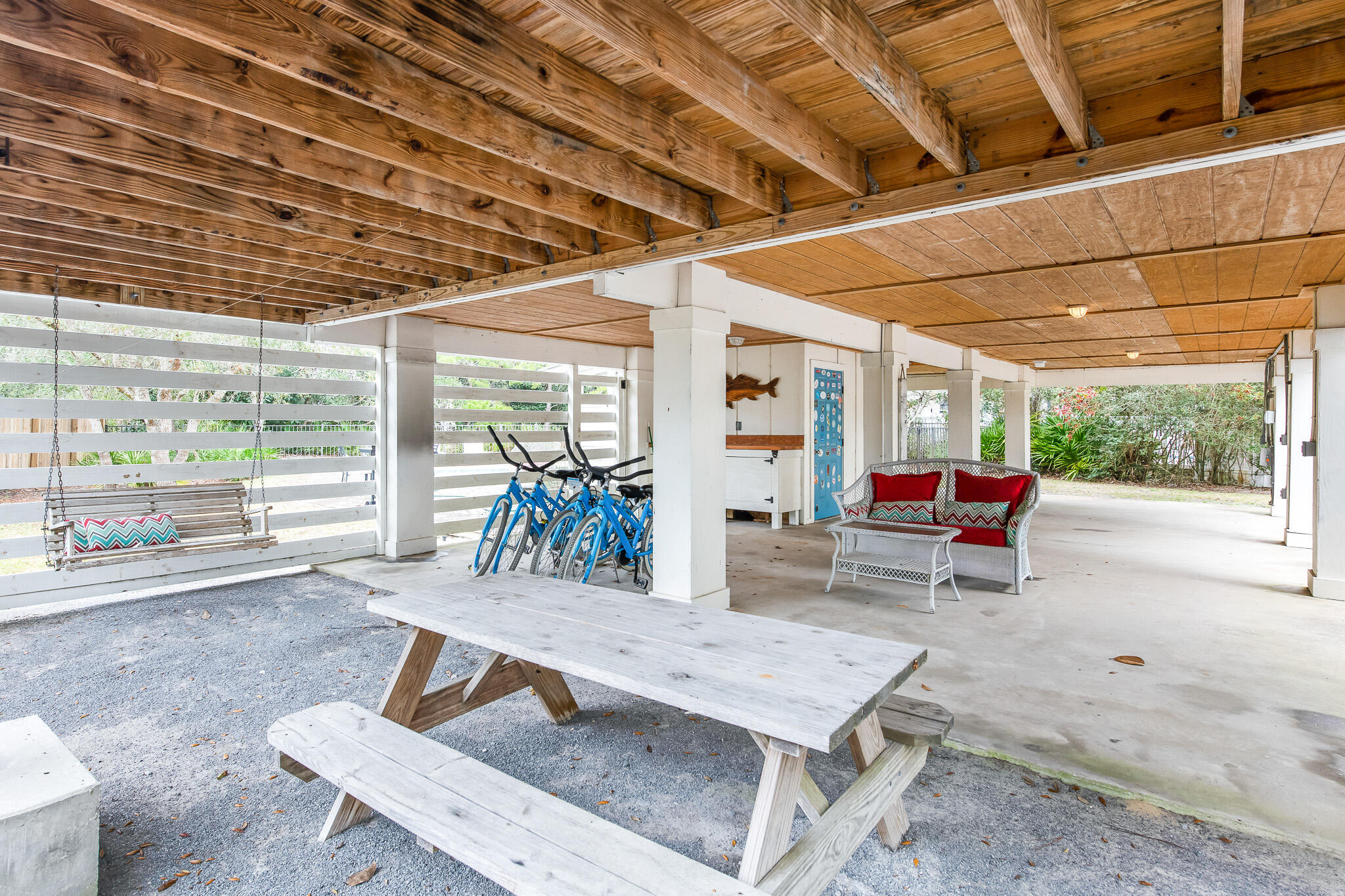 EASTERN LAKE S/D - Residential