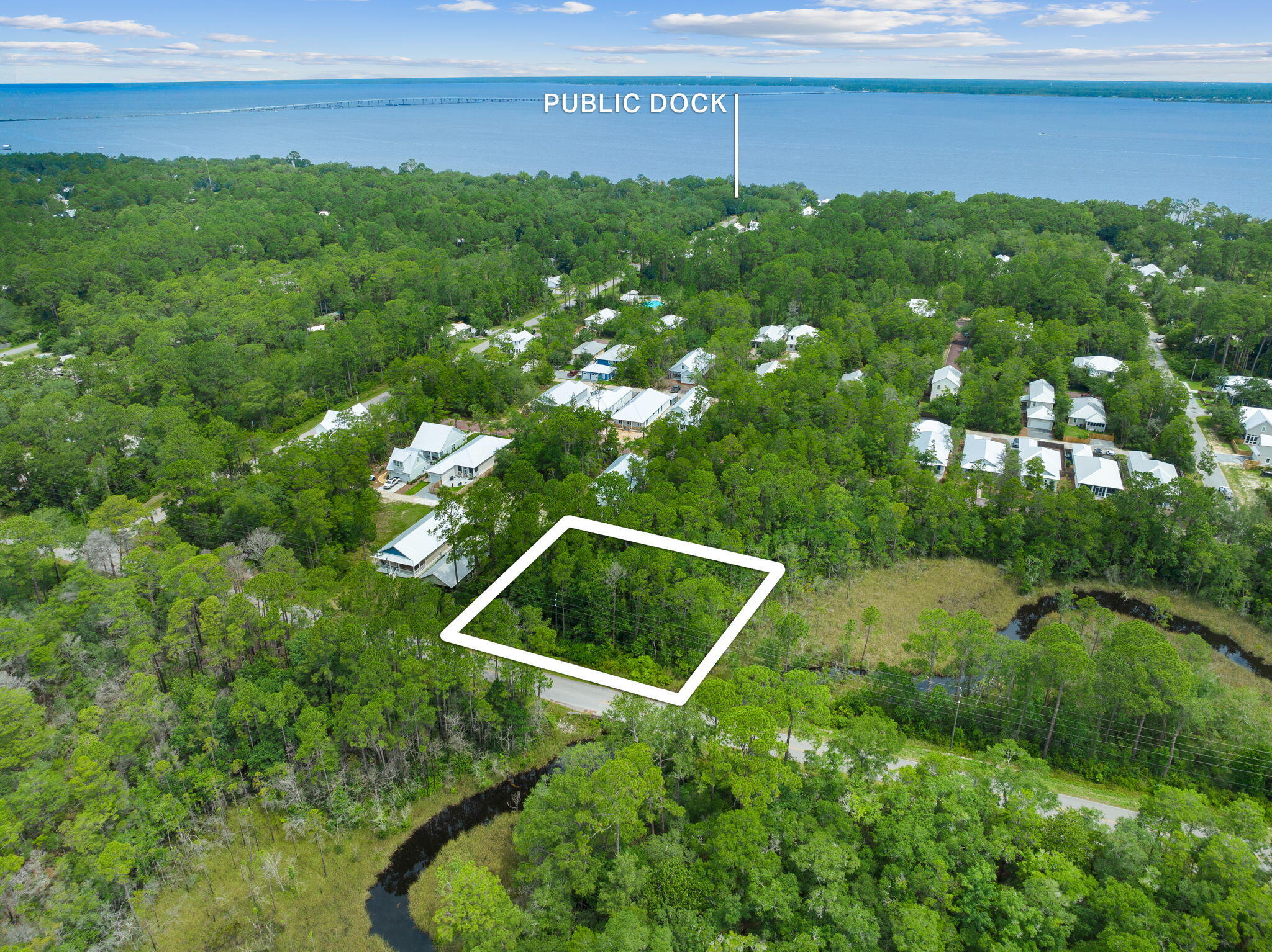MAGNOLIA BEACH - Land
