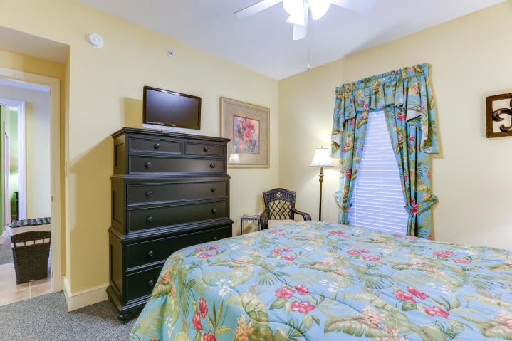 MAJESTIC BEACH TOWERS I - Residential