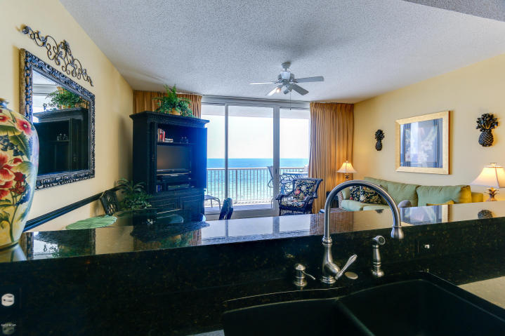 MAJESTIC BEACH TOWERS I - Residential