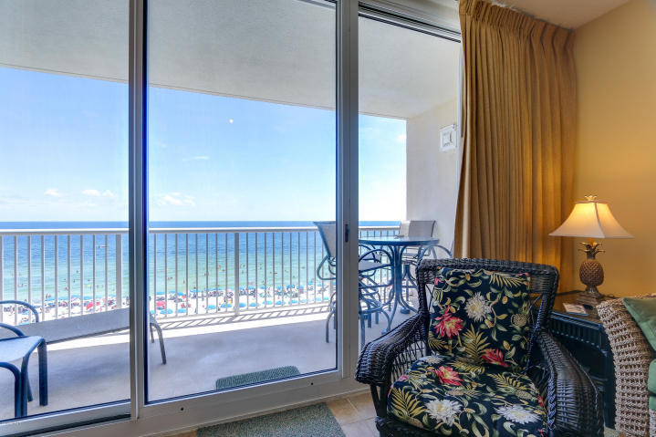 MAJESTIC BEACH TOWERS I - Residential