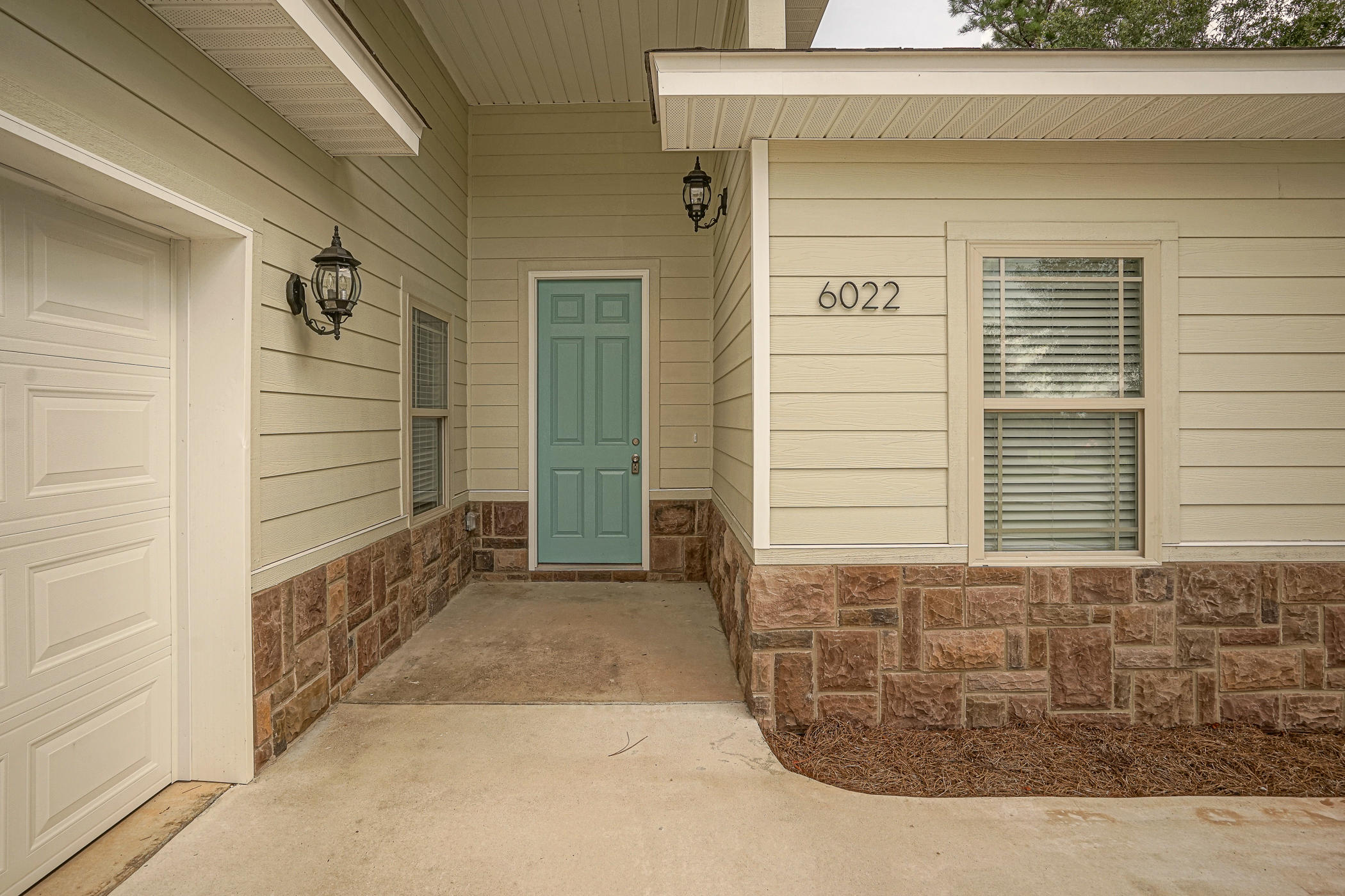 CAMELLIA COVE - Residential