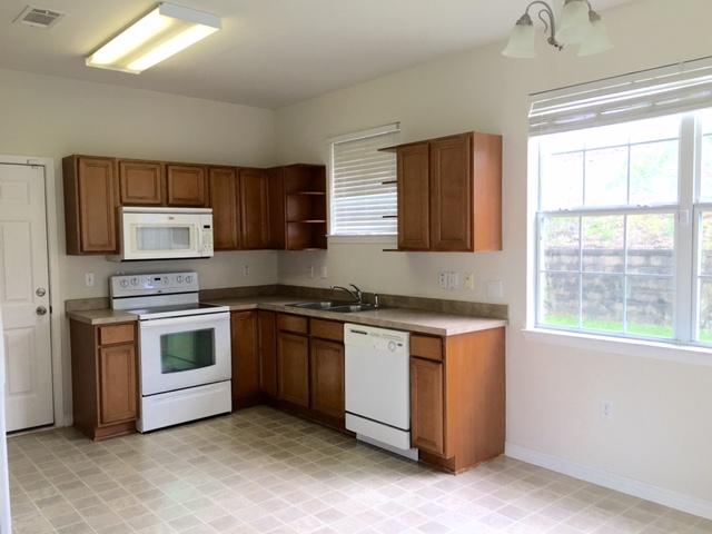 SANDY RIDGE ESTATES - Residential Lease