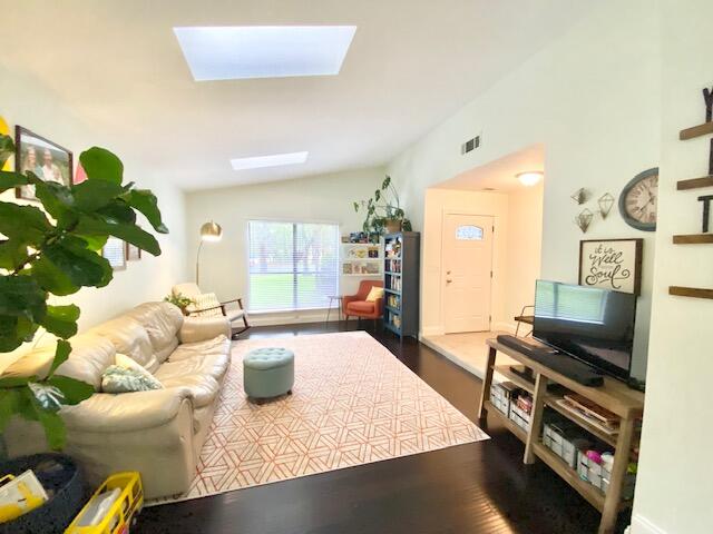 ST. ANDREWS - Residential Lease