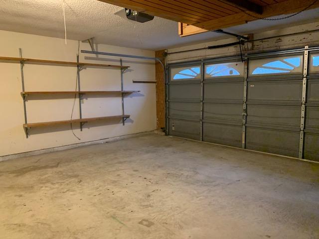 PARKWOOD SQUARE PH 1 - Residential Lease
