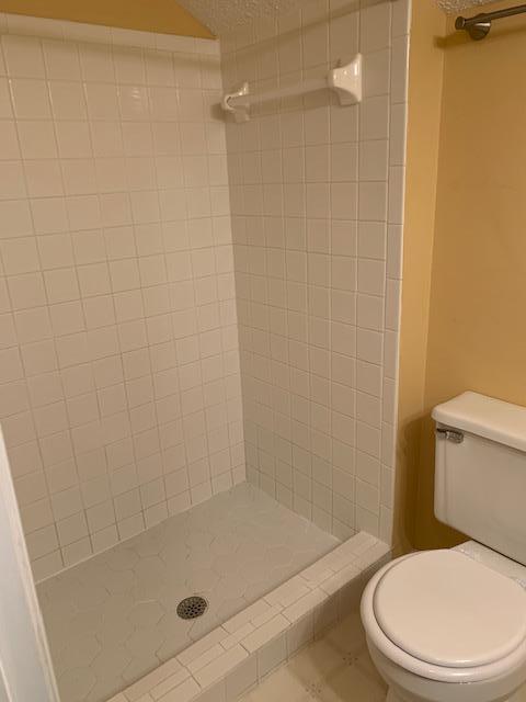 PARKWOOD SQUARE PH 1 - Residential Lease