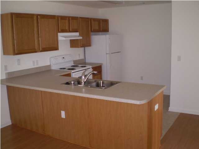 PORT DIXIE - Residential Lease