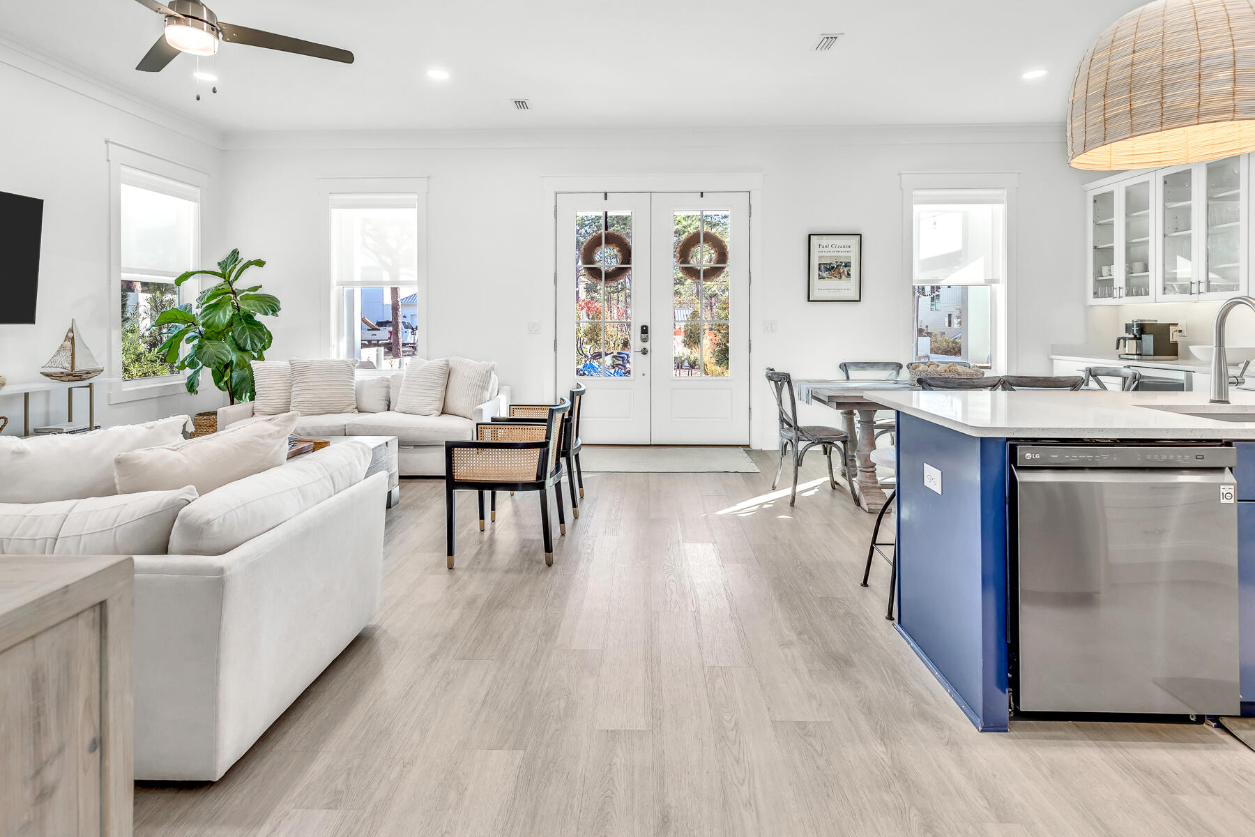 GULF SHORE MANOR - Residential