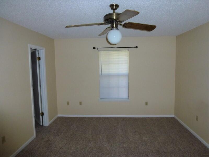 NAVARRE S/D 2ND ADDN - Residential