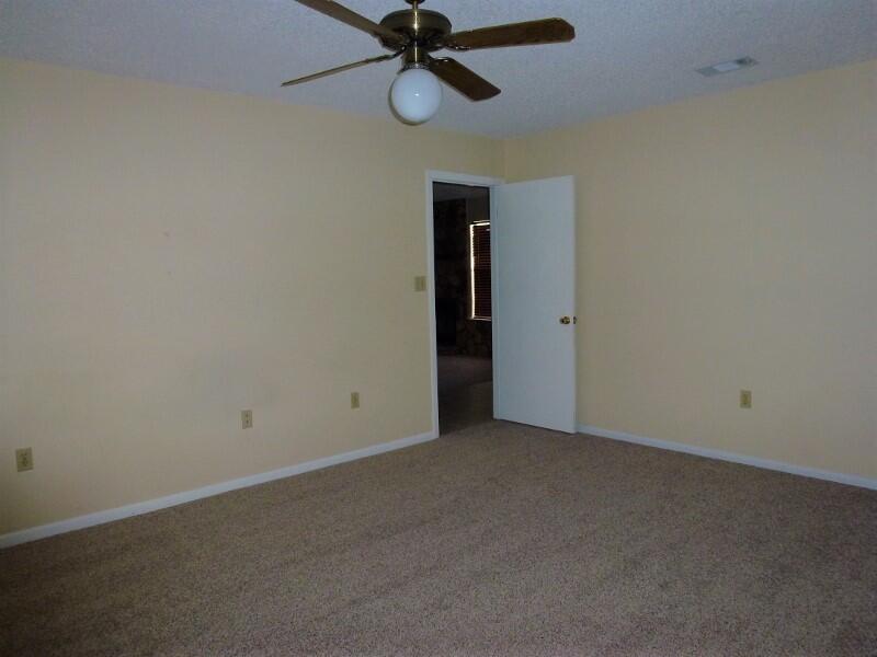 NAVARRE S/D 2ND ADDN - Residential