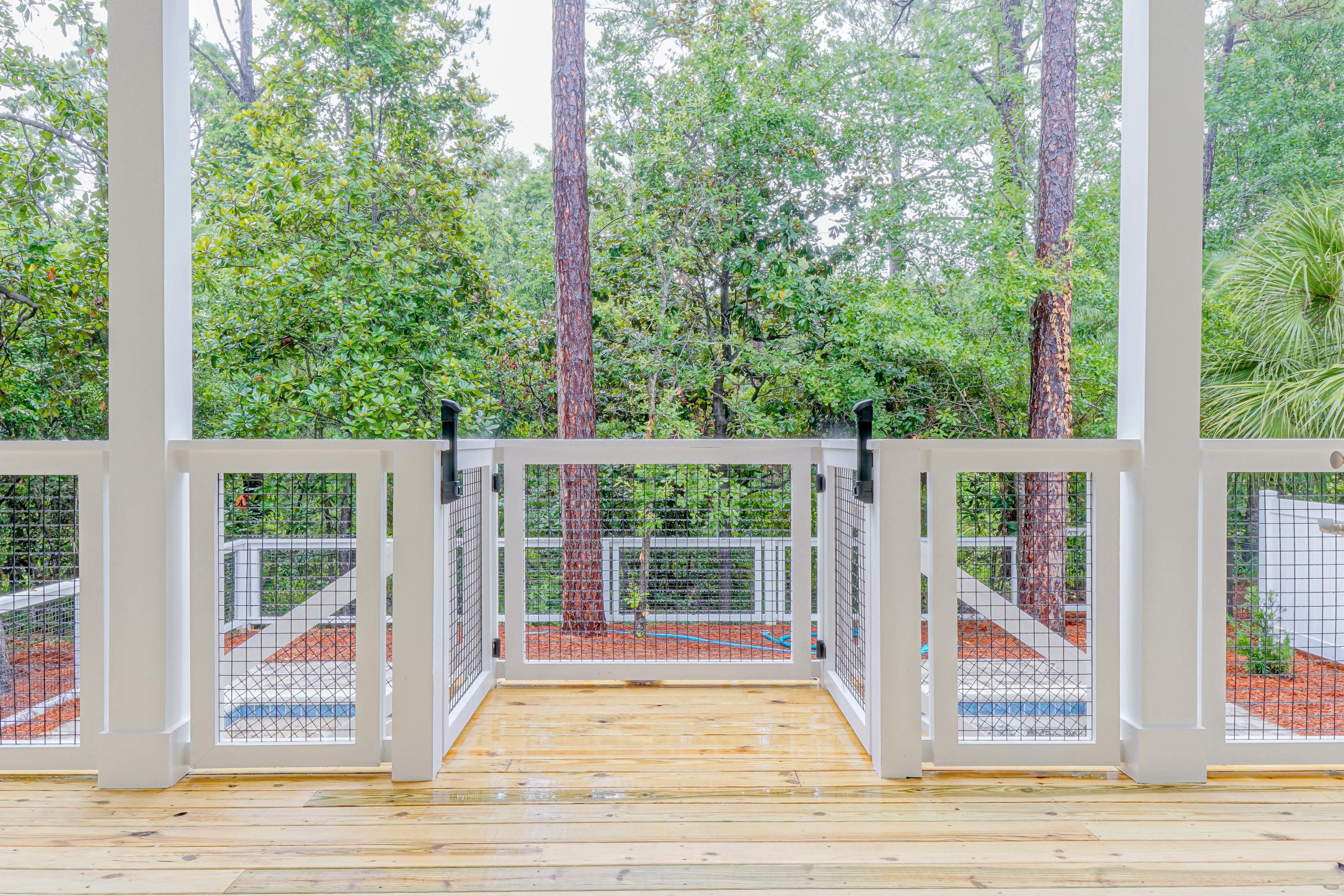 SEAGROVE SHORES 4TH ADD - Residential