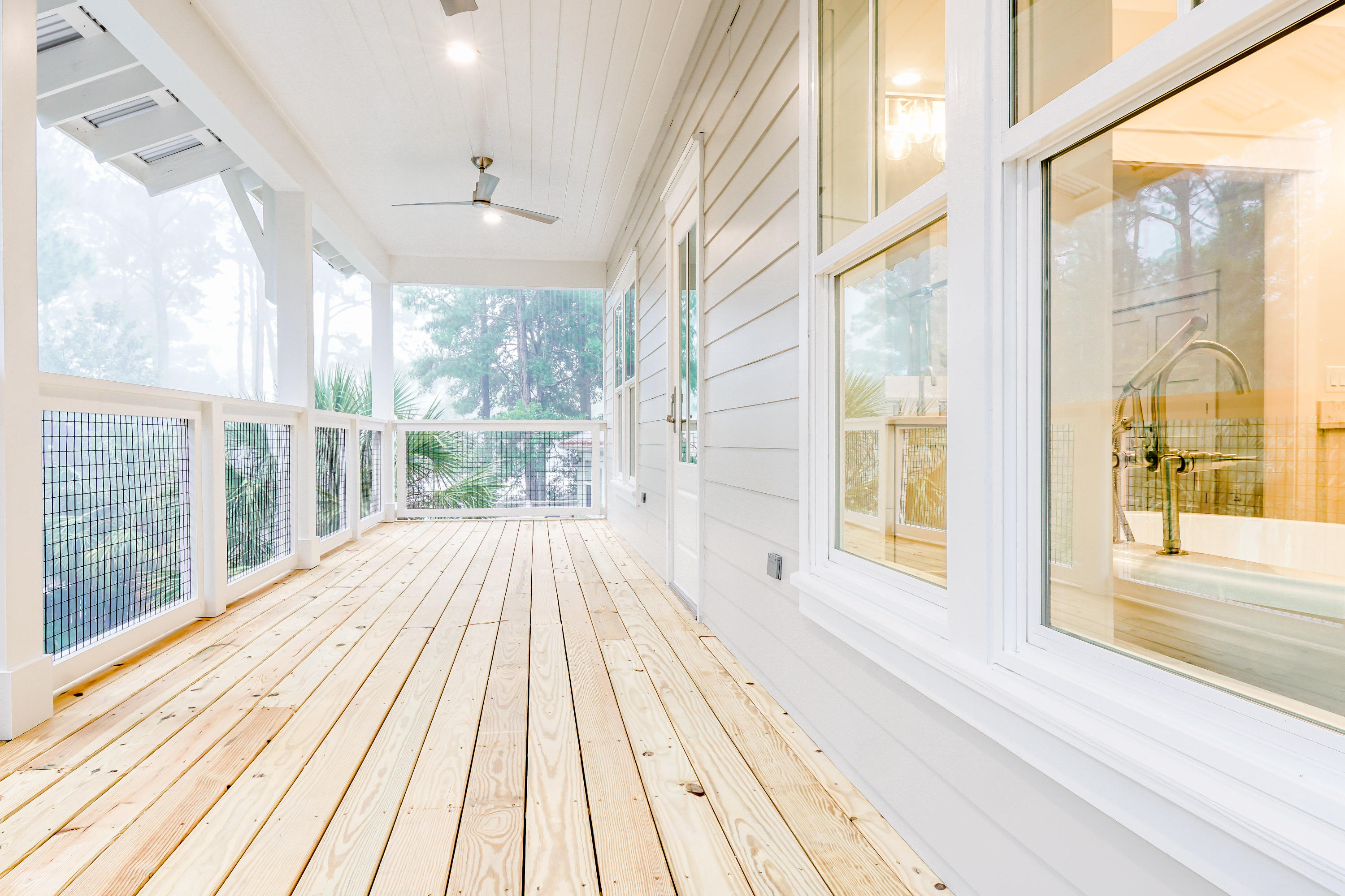 SEAGROVE SHORES 4TH ADD - Residential