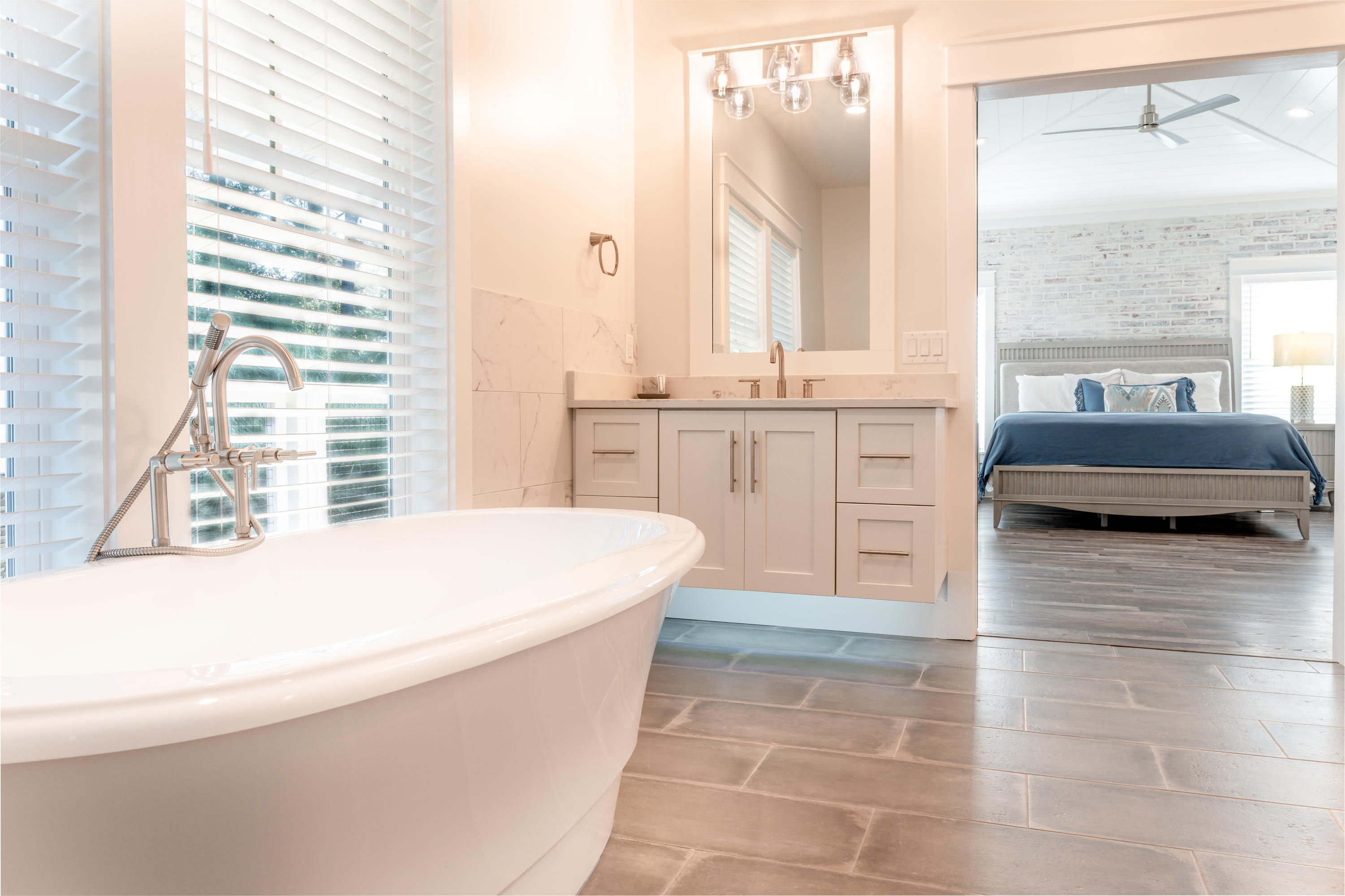 SEAGROVE SHORES 4TH ADD - Residential