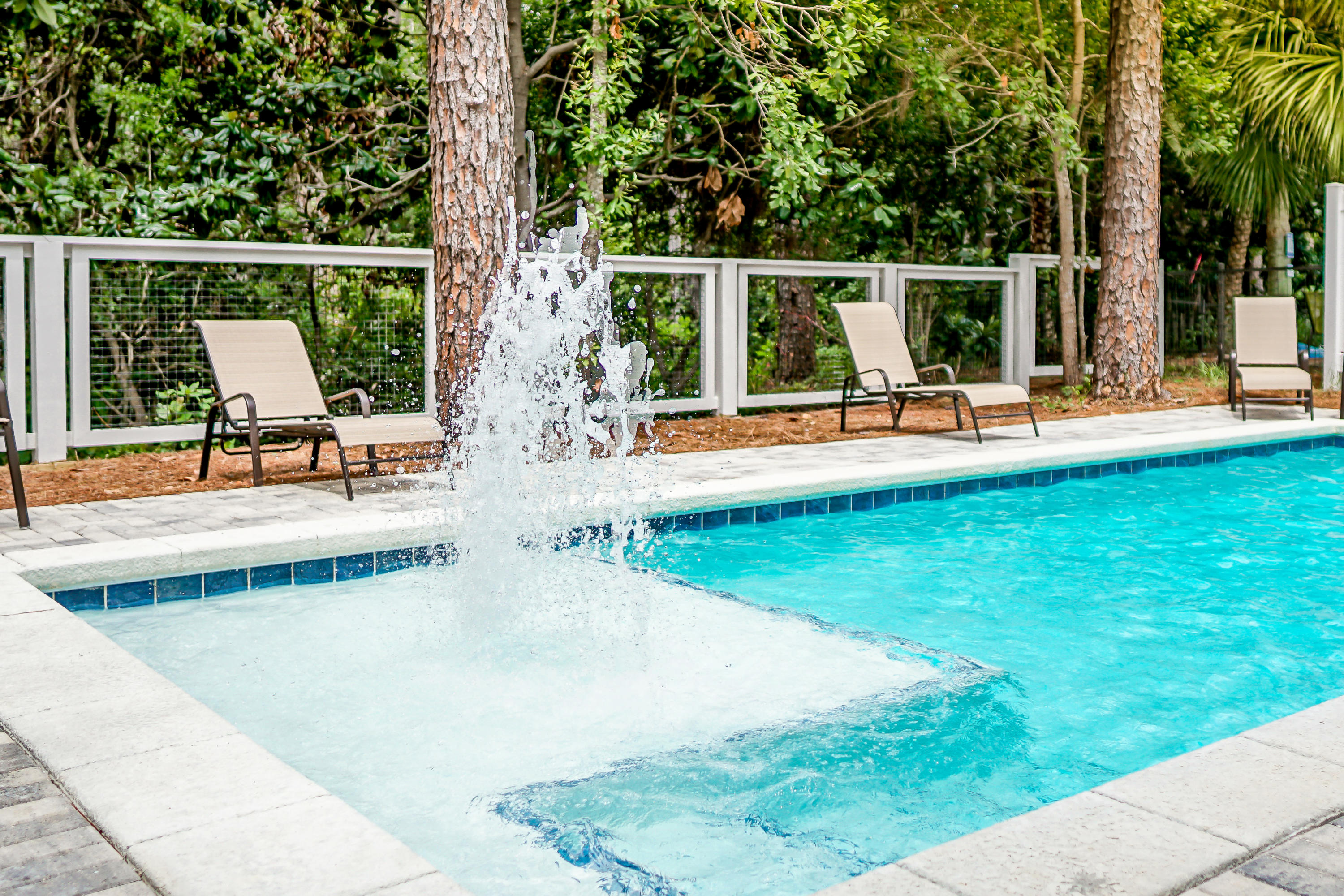 SEAGROVE SHORES 4TH ADD - Residential