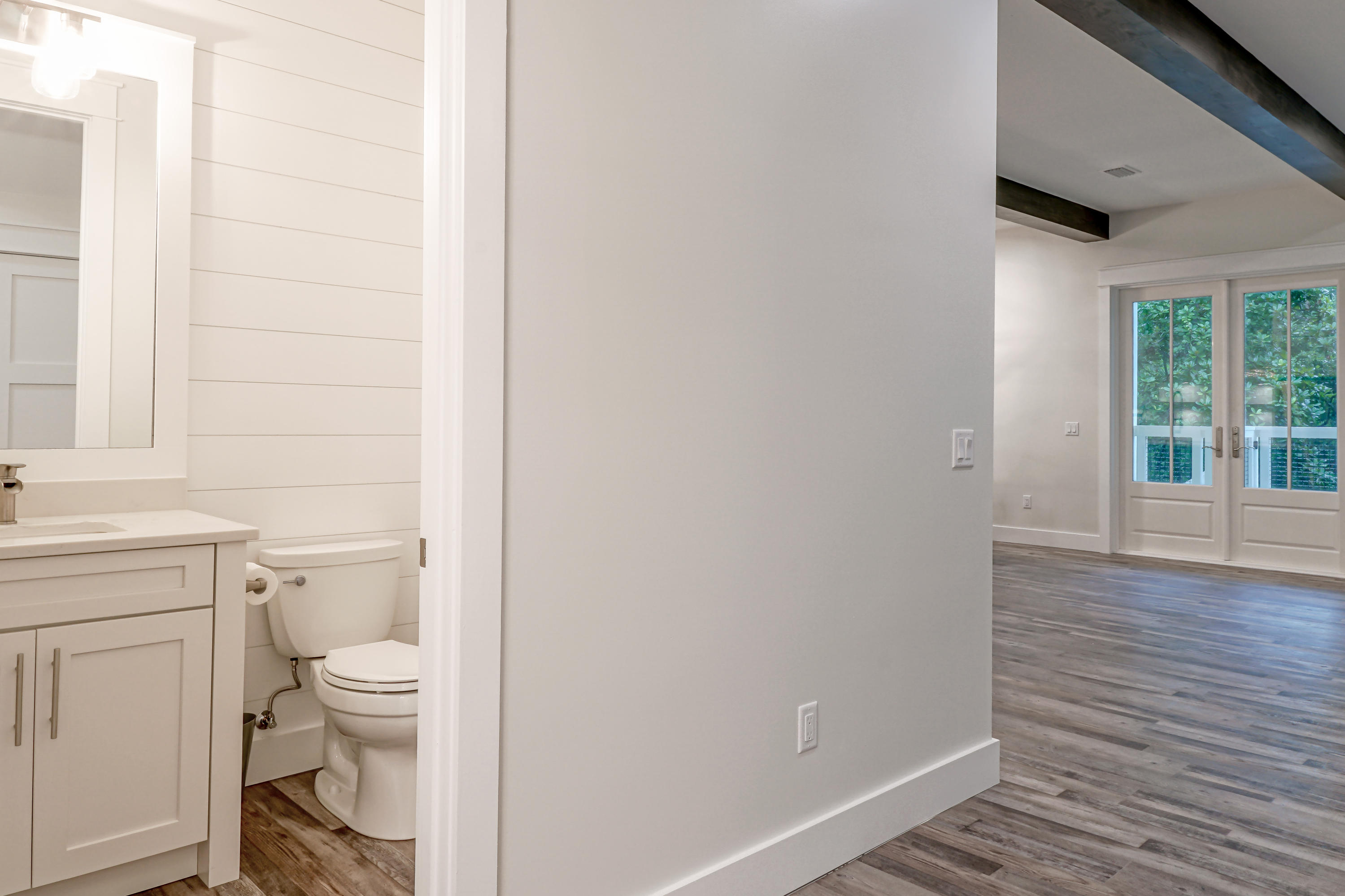 SEAGROVE SHORES 4TH ADD - Residential