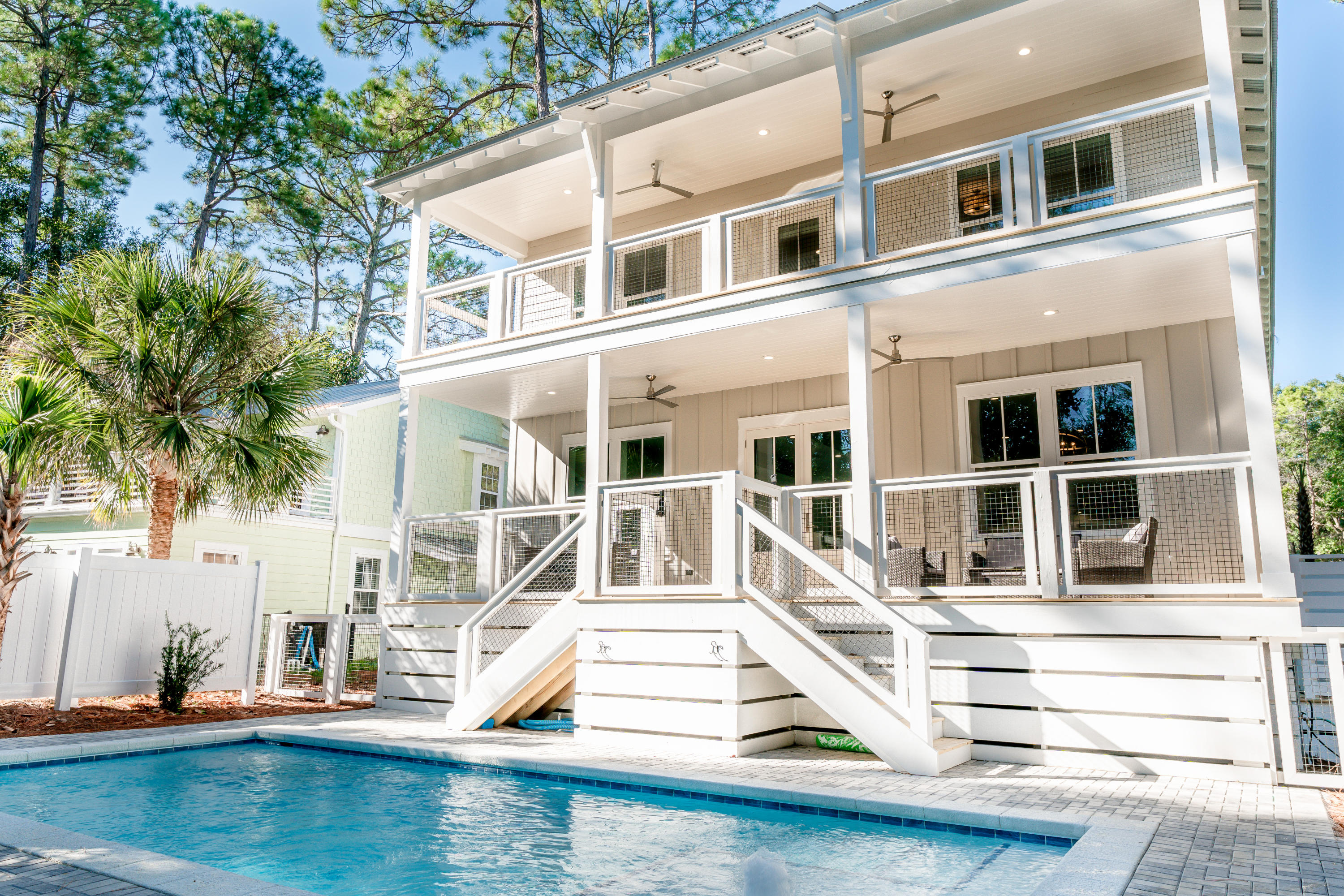 SEAGROVE SHORES 4TH ADD - Residential
